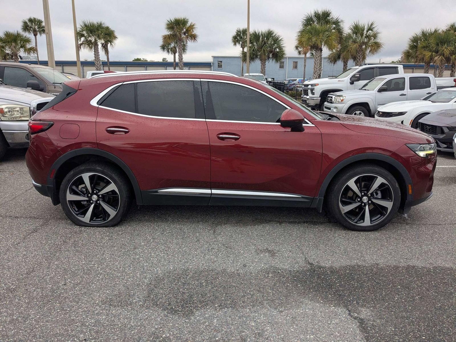 Used 2021 Buick Envision Essence w/ Technology Package I image 3