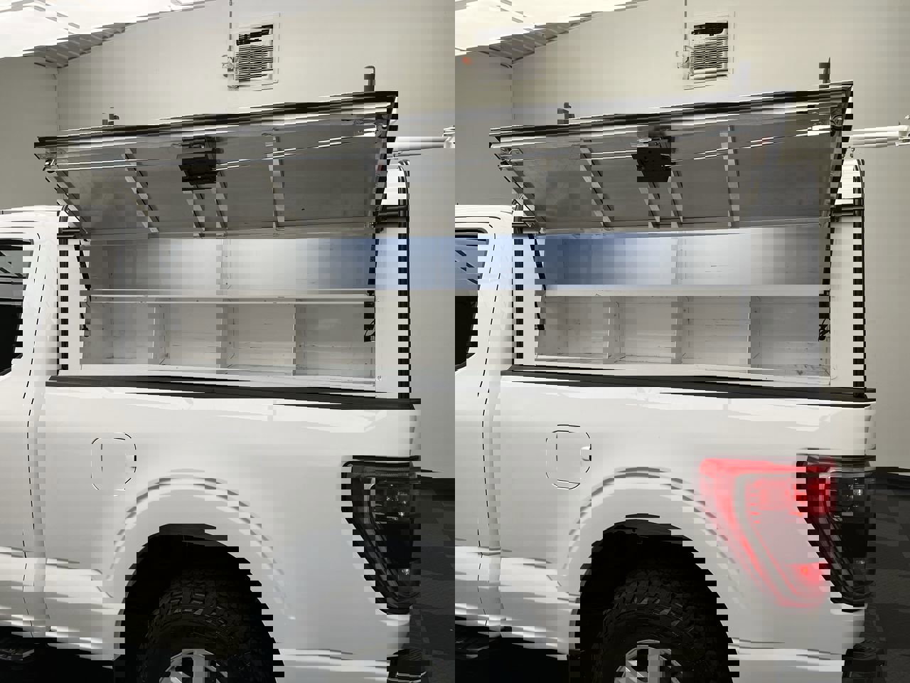 Used 2021 Ford F150 XLT w/ Equipment Group 301A Mid AWD/4WD image 32