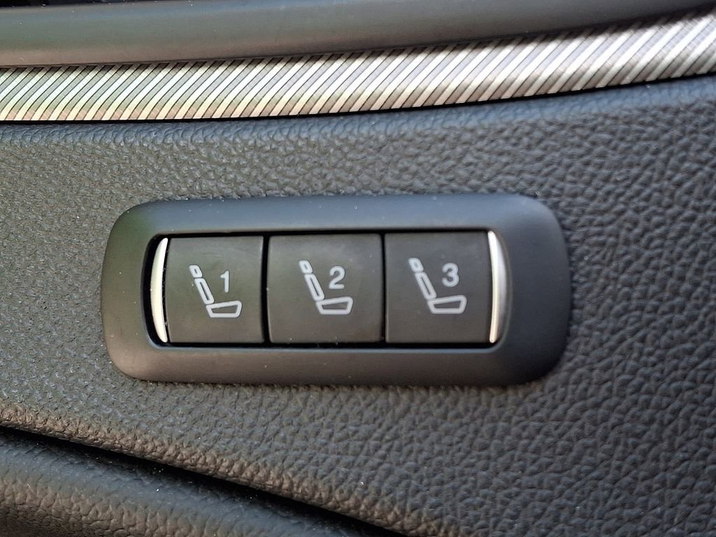 Used 2023 Alfa Romeo Stelvio Veloce AWD/4WD image 27