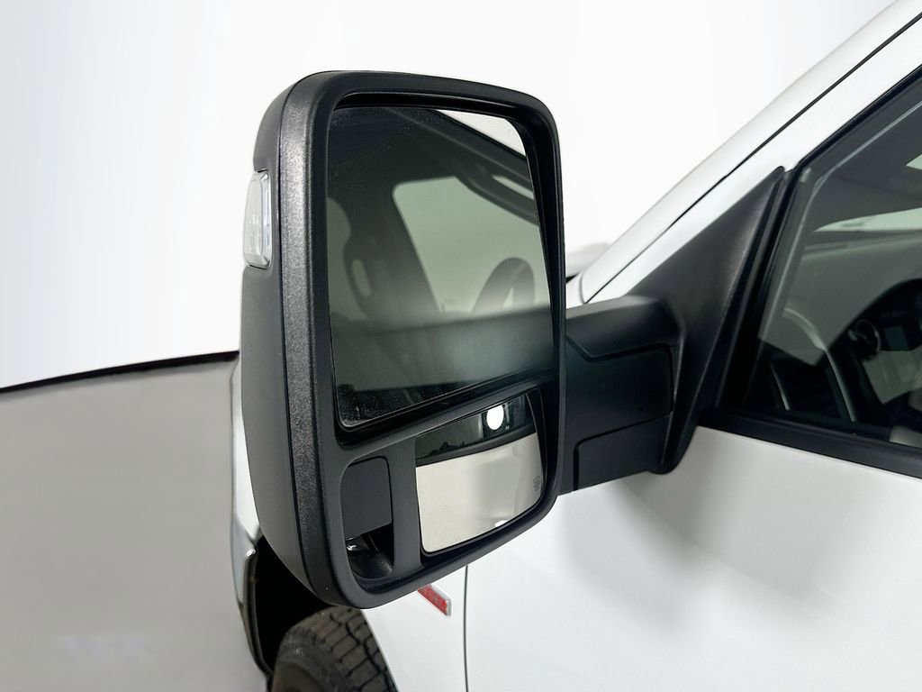 Used 2024 RAM 3500 Big Horn image 36