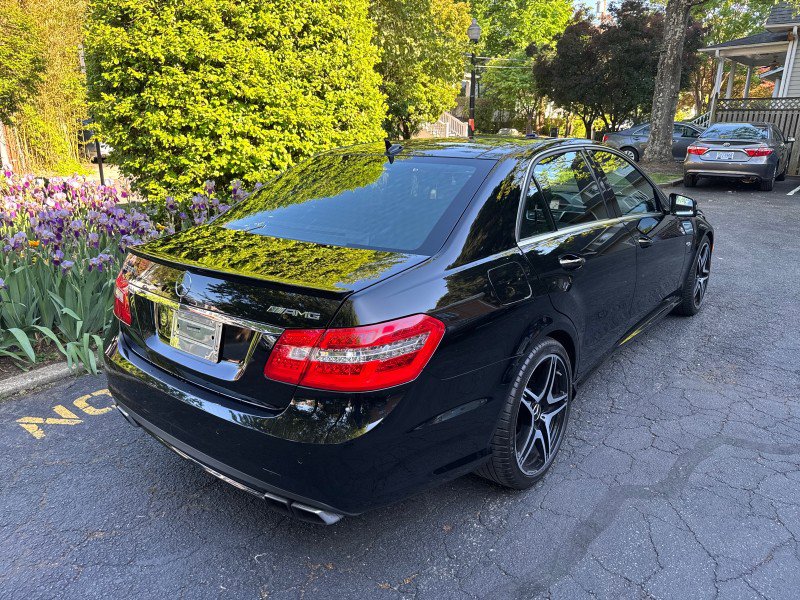 Used 2010 Mercedes-Benz E 63 AMG Sedan image 5