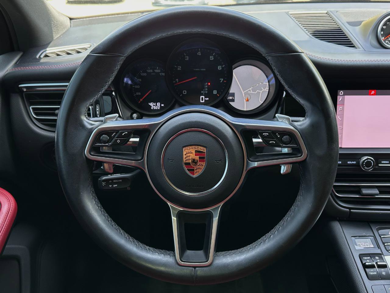 Used 2020 Porsche Macan image 10