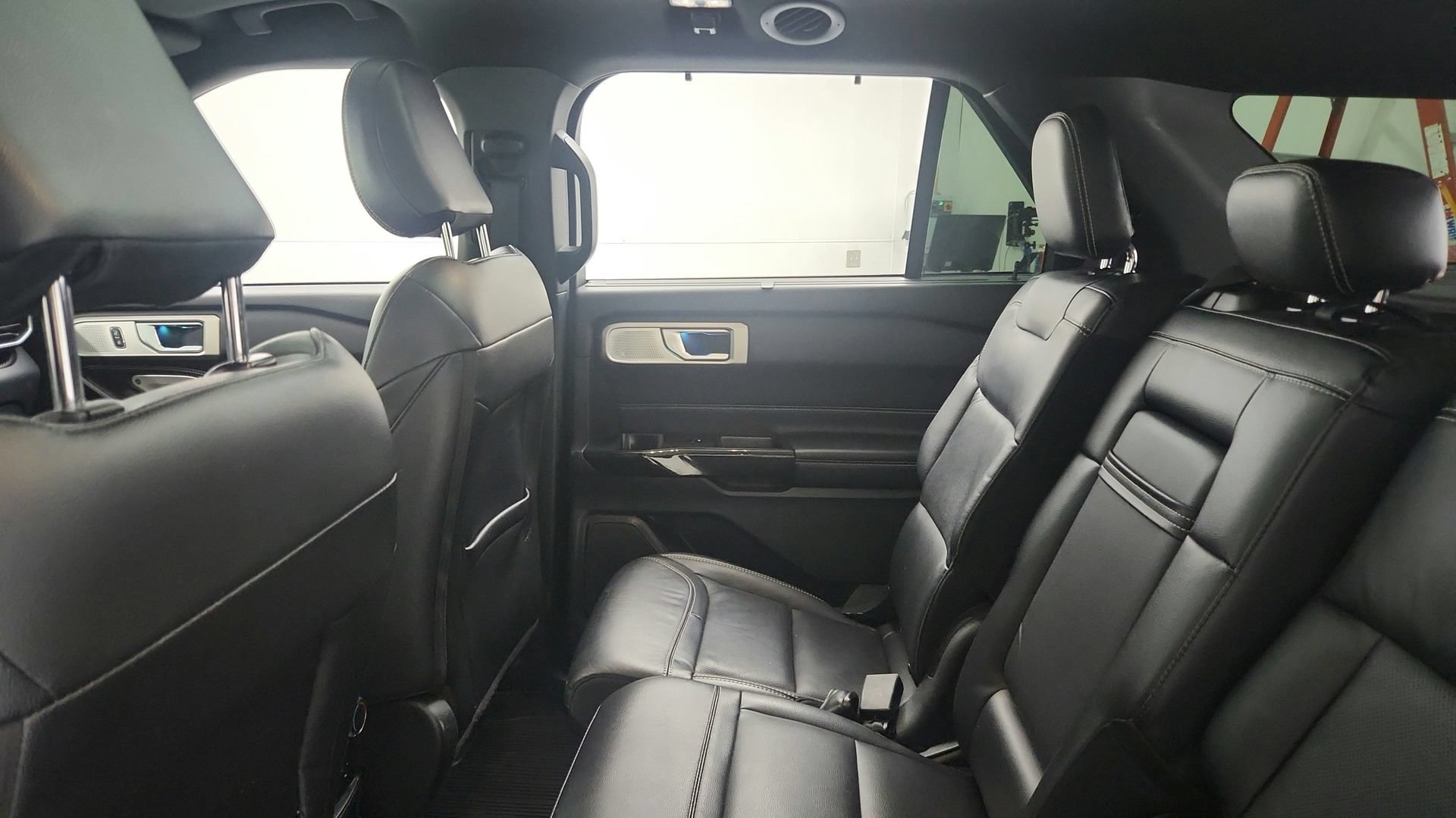 Used 2021 Ford Explorer ST w/ Equipment Group 401A AWD/4WD image 21
