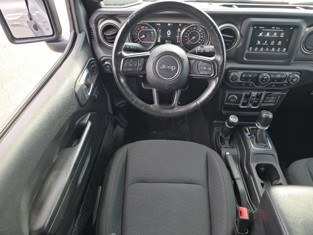 Used 2021 Jeep Wrangler Unlimited Sport AWD/4WD image 25