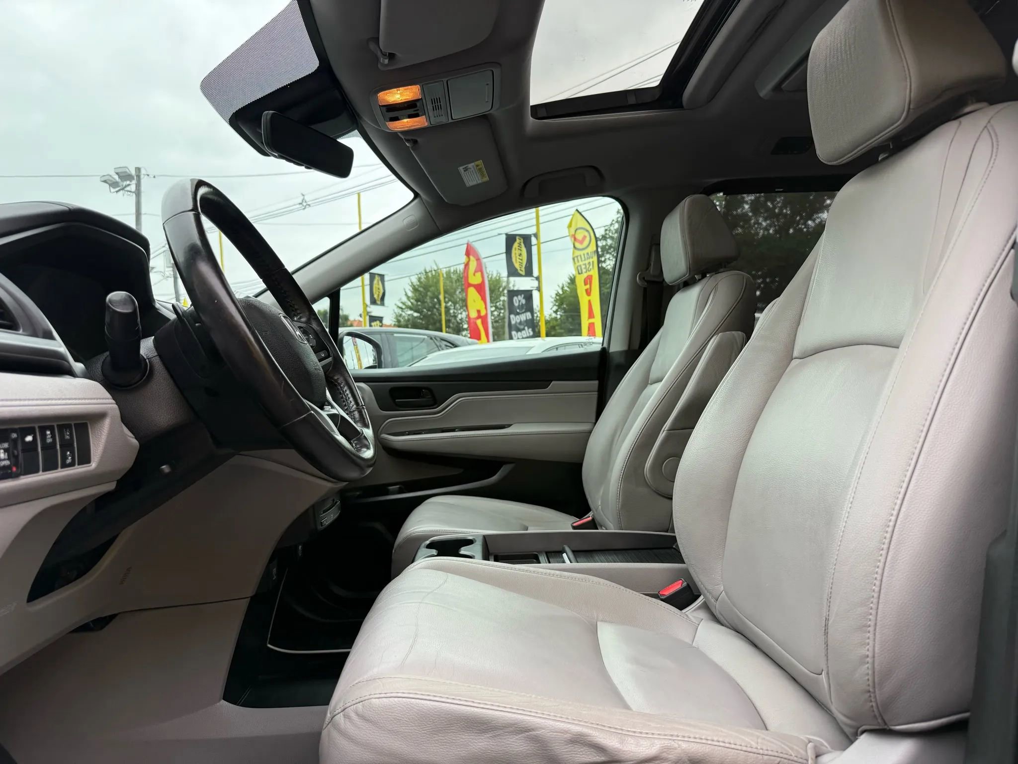 Used 2019 Honda Odyssey EX-L image 8