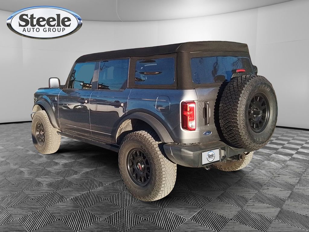 Used 2024 Ford Bronco Black Diamond image 3