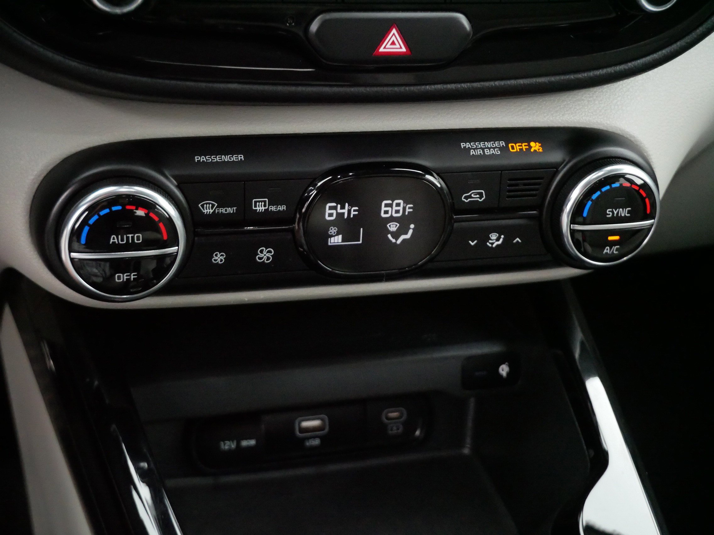 Used 2023 Kia Soul EX FWD image 24