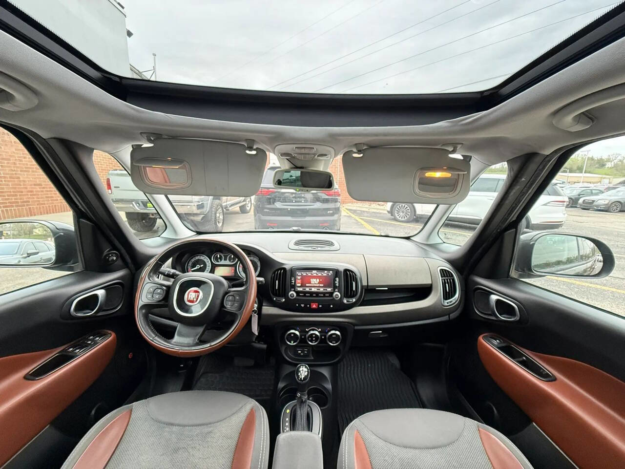 Used 2014 FIAT 500L Trekking w/ Popular Equipment Group image 19