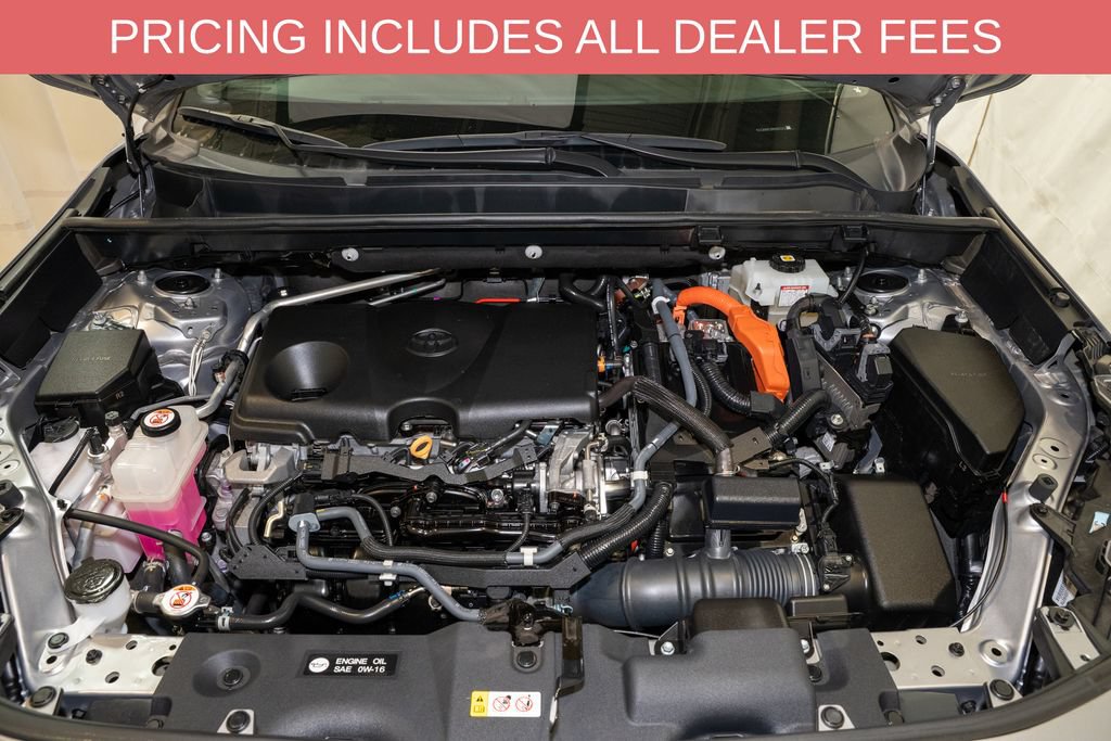 Used 2021 Toyota RAV4 Limited AWD/4WD image 21