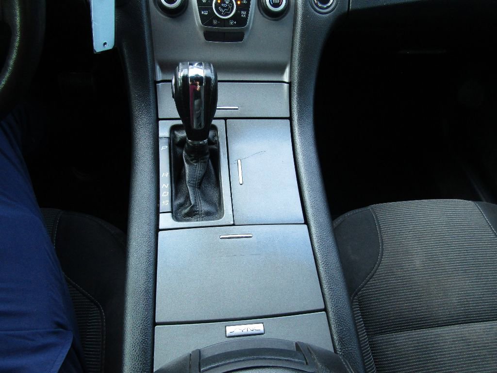 Used 2015 Ford Taurus SEL image 13