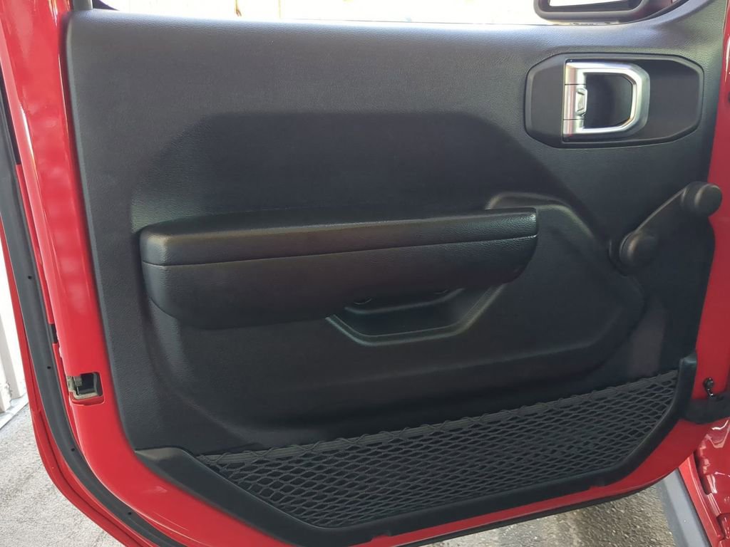 Used 2021 Jeep Wrangler Unlimited Sport image 19