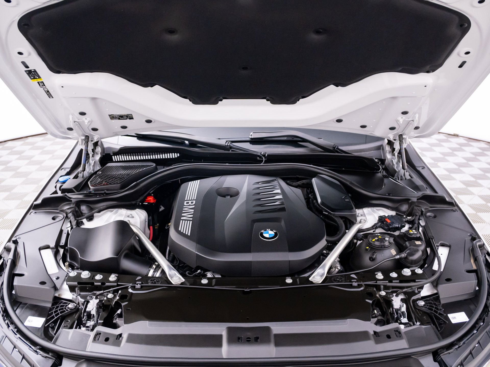 Certified 2026 BMW 540i xDrive image 33