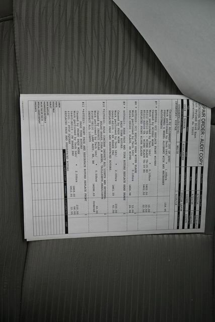 Used 2018 Toyota Highlander Plus FWD image 5