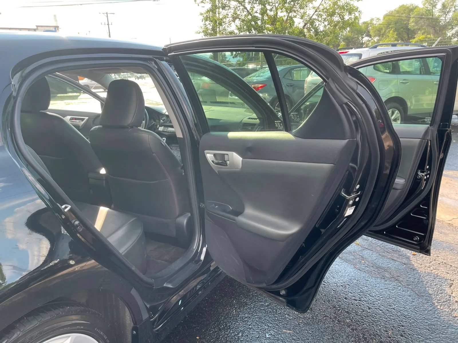 Used 2012 Lexus CT 200h Premium FWD image 16