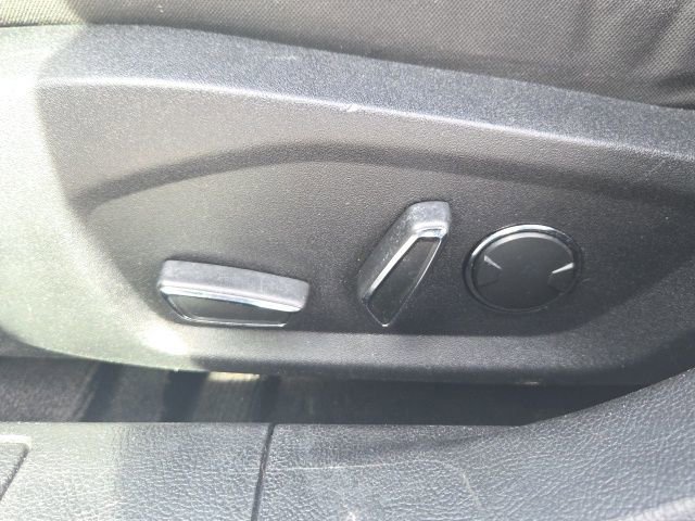 Used 2020 Ford Fusion SE image 24
