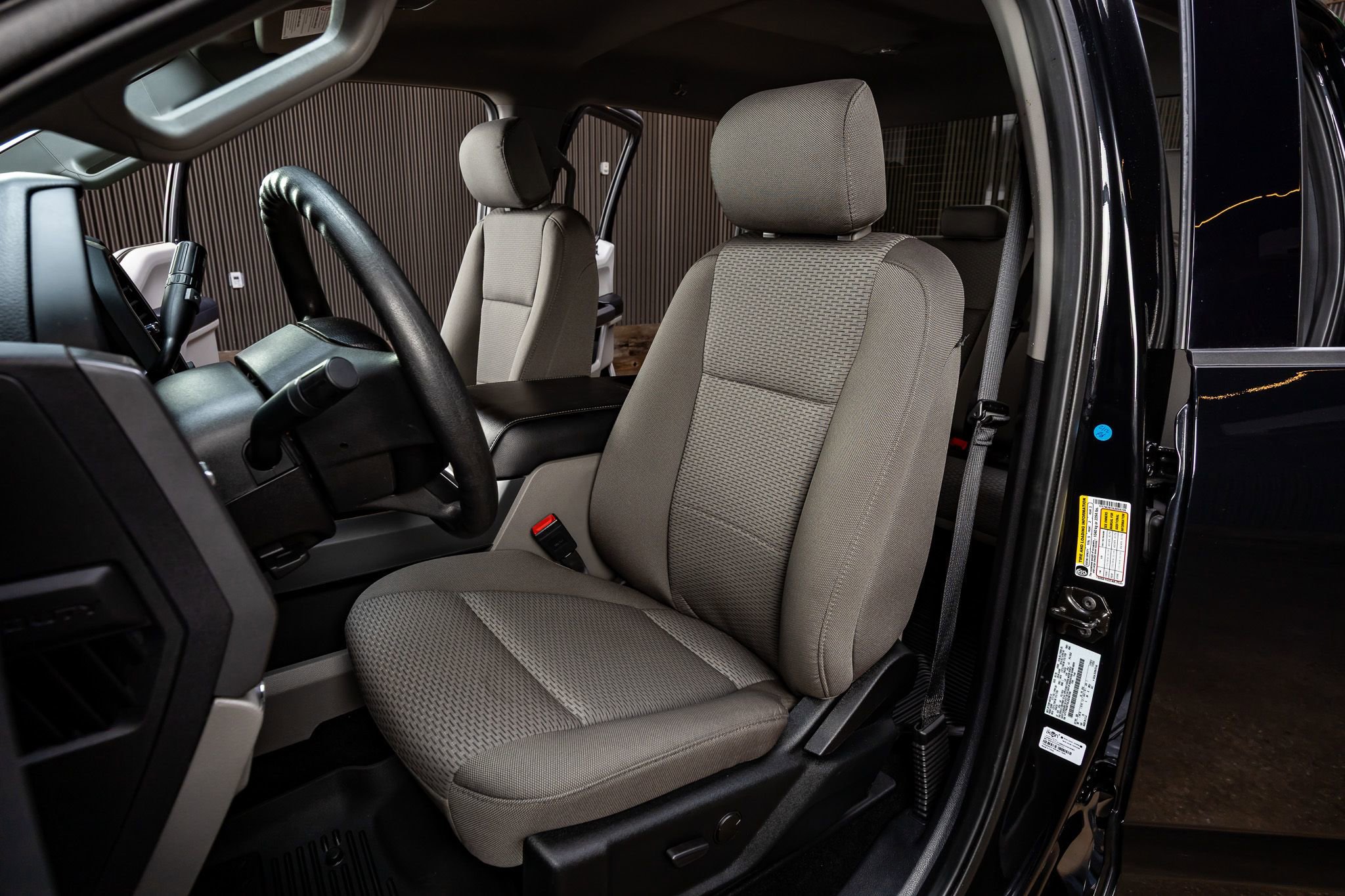 Used 2020 Ford F250 XLT w/ XLT Premium Package image 26