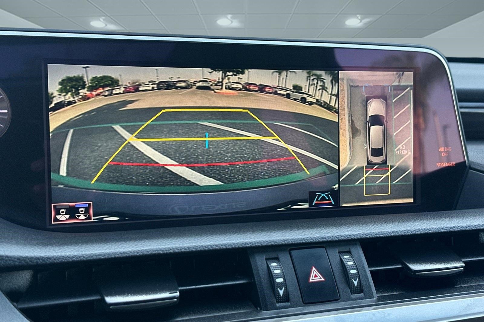 Used 2019 Lexus ES 350 Ultra Luxury w/ Accessory Package 2 image 22