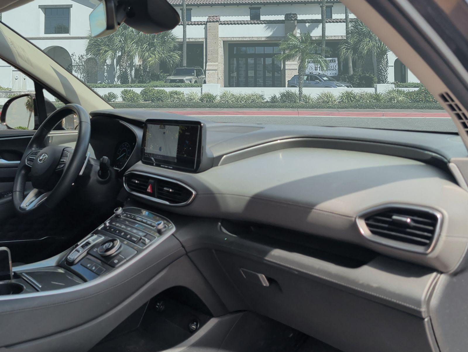 Used 2023 Hyundai Santa Fe SEL w/ Premium Package FWD image 28