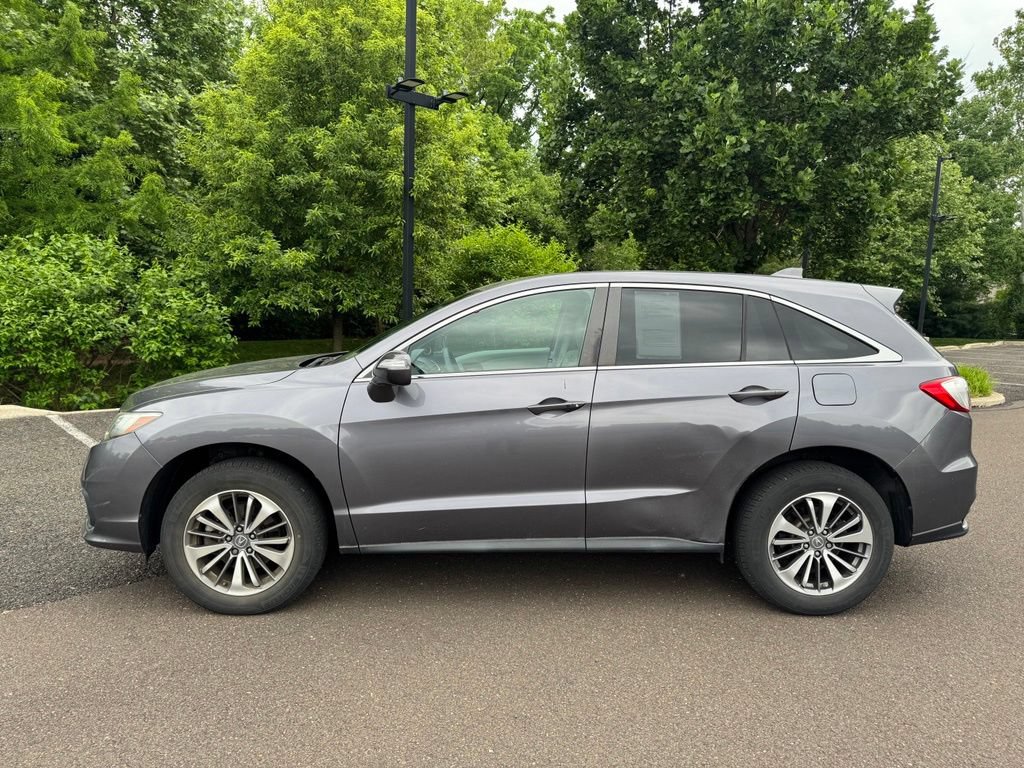 Used 2017 Acura RDX AWD w/ Advance Package image 2