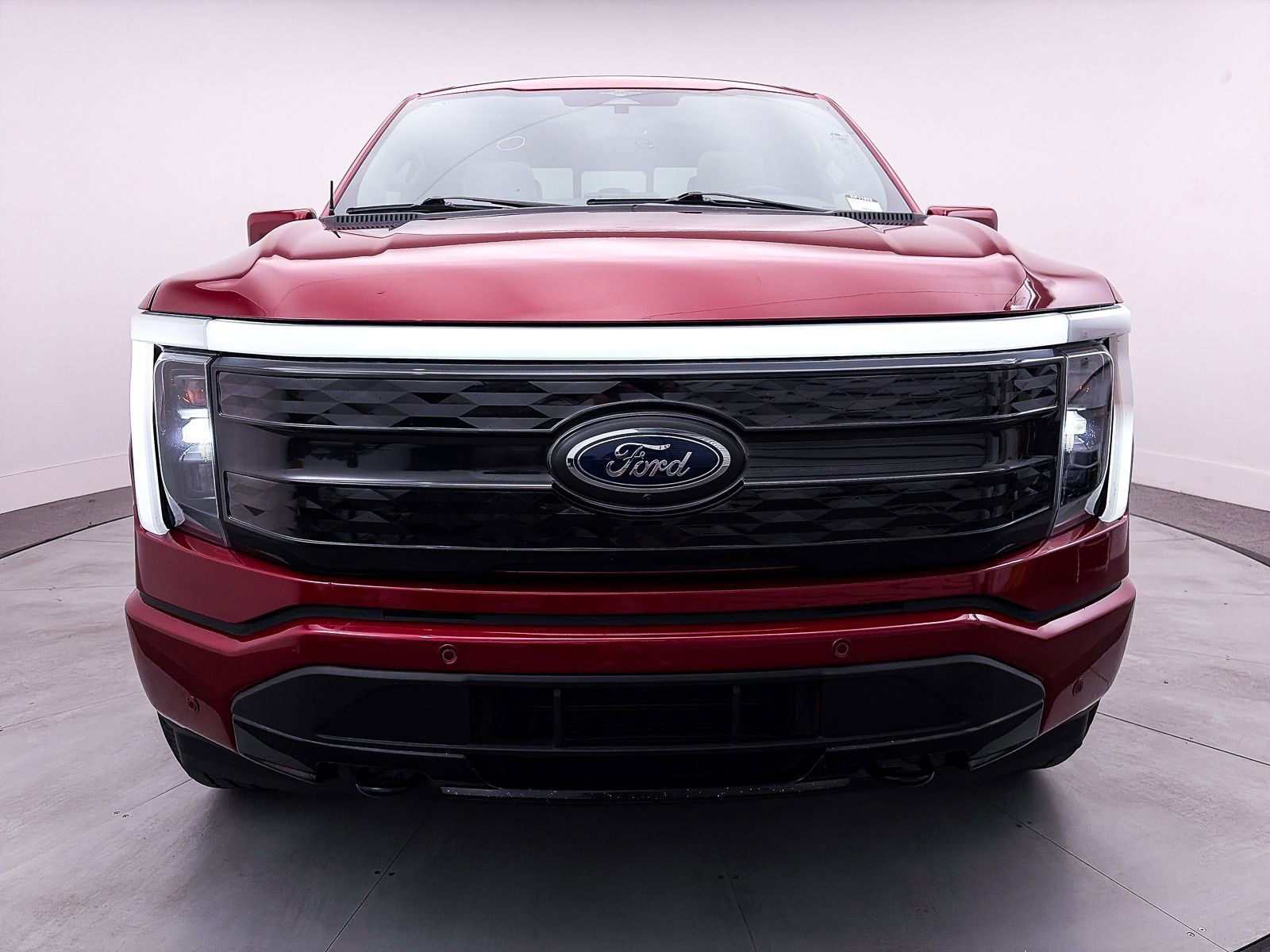 Used 2023 Ford F150 Lightning Platinum image 14