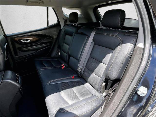 Used 2020 GMC Terrain SLE FWD image 25