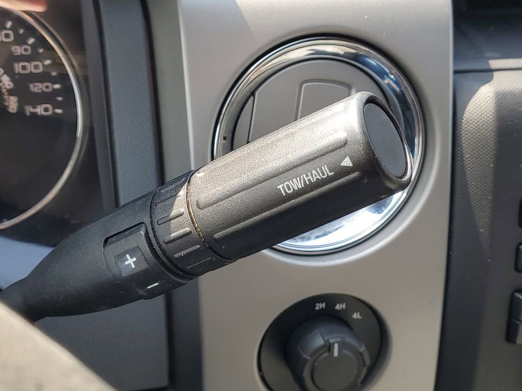 Used 2011 Ford F150 XLT w/ Max Trailer Tow Pkg image 3