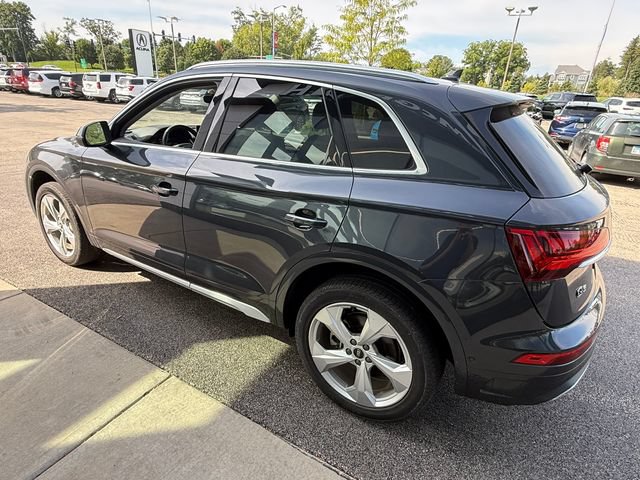 Used 2021 Audi Q5 Prestige AWD/4WD image 4