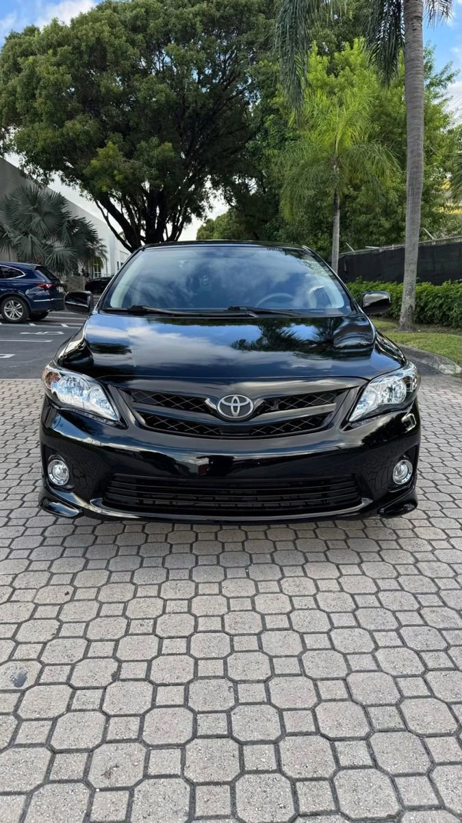 Used 2012 Toyota Corolla S image 3