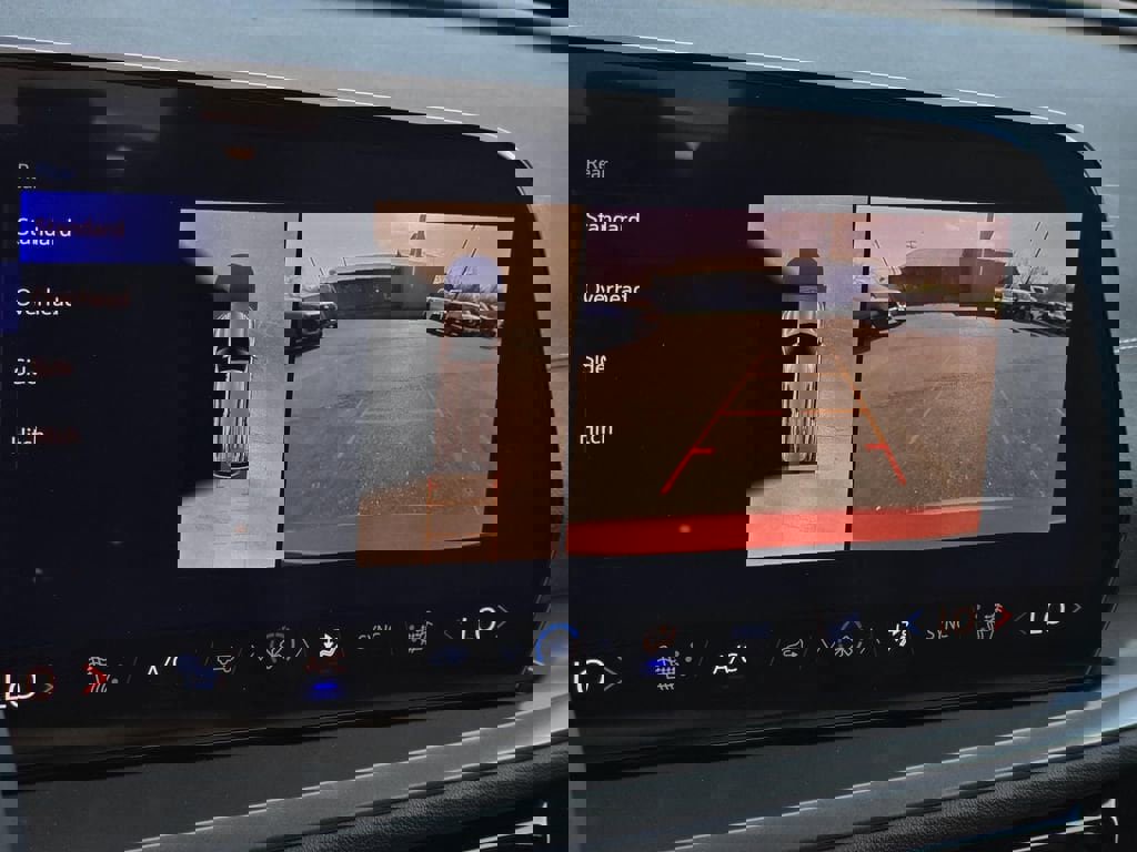 New 2026 Chevrolet Traverse LT w/ Driver Confidence Package image 16