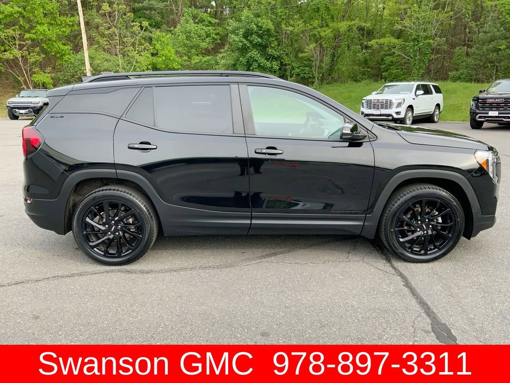 Certified 2023 GMC Terrain SLE w/ Driver Convenience Package AWD/4WD image 40