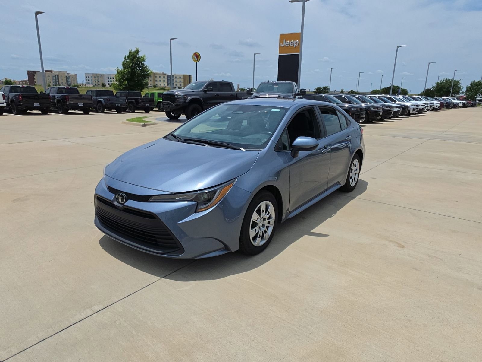 Used 2024 Toyota Corolla LE FWD image 9