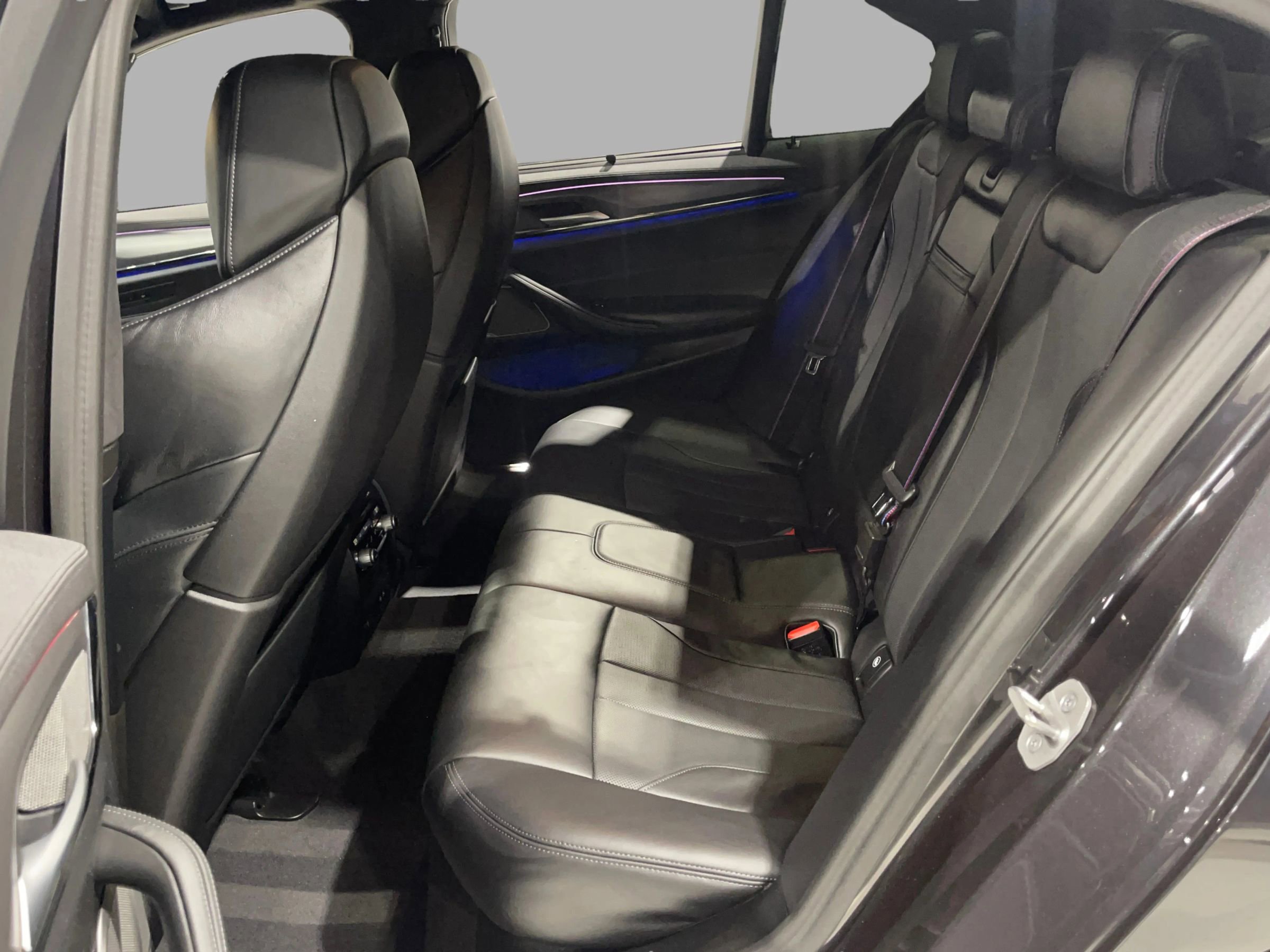 Used 2023 BMW M5 w/ Competition Package image 37