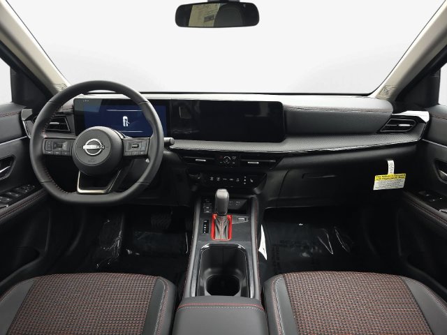 New 2027 Nissan Kicks SR w/ SR Premium Package FWD image 13