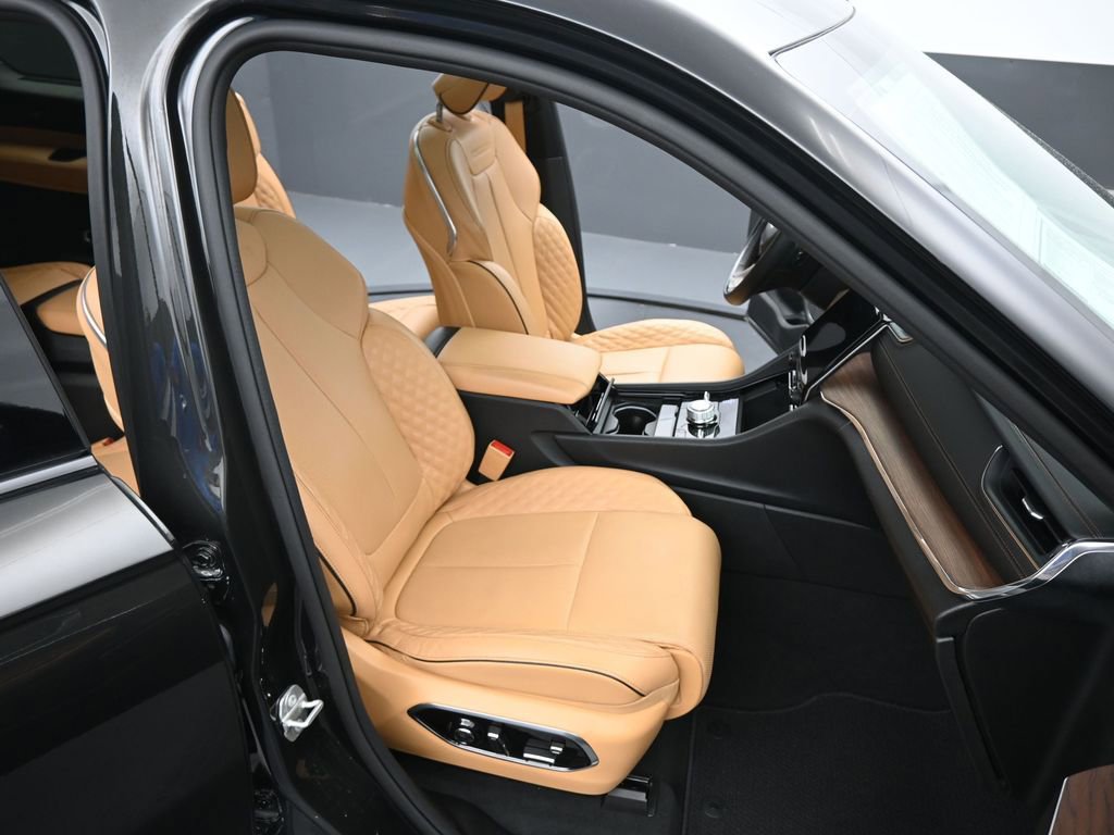 Used 2024 Jeep Grand Cherokee L Summit w/ Advanced Protech Group IV image 21