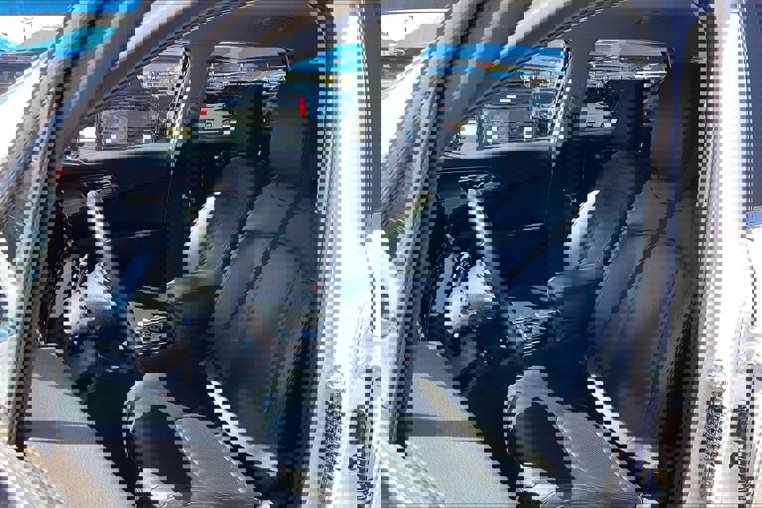 Used 2023 Kia Sportage EX image 9