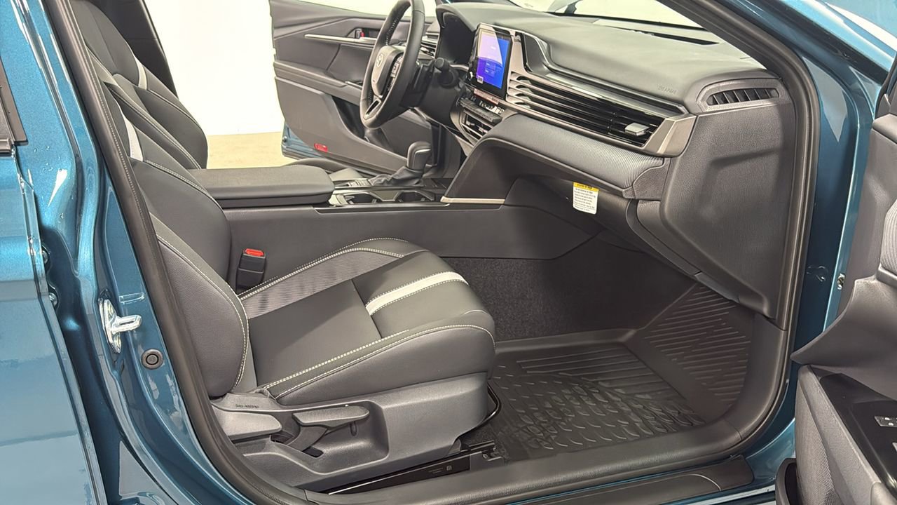 New 2026 Toyota Camry SE image 18