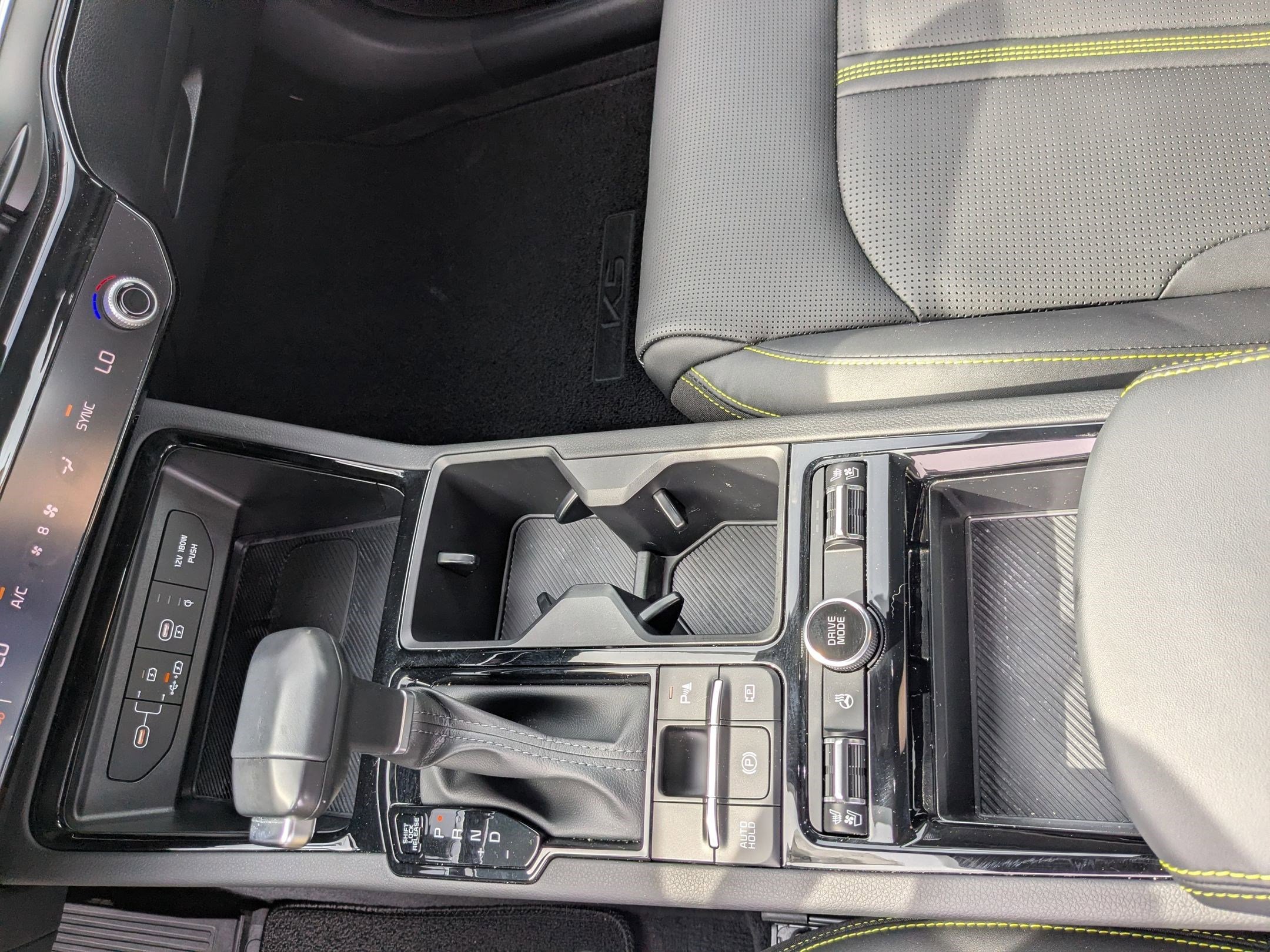 Certified 2025 Kia K5 GT w/ GT1 Package image 15