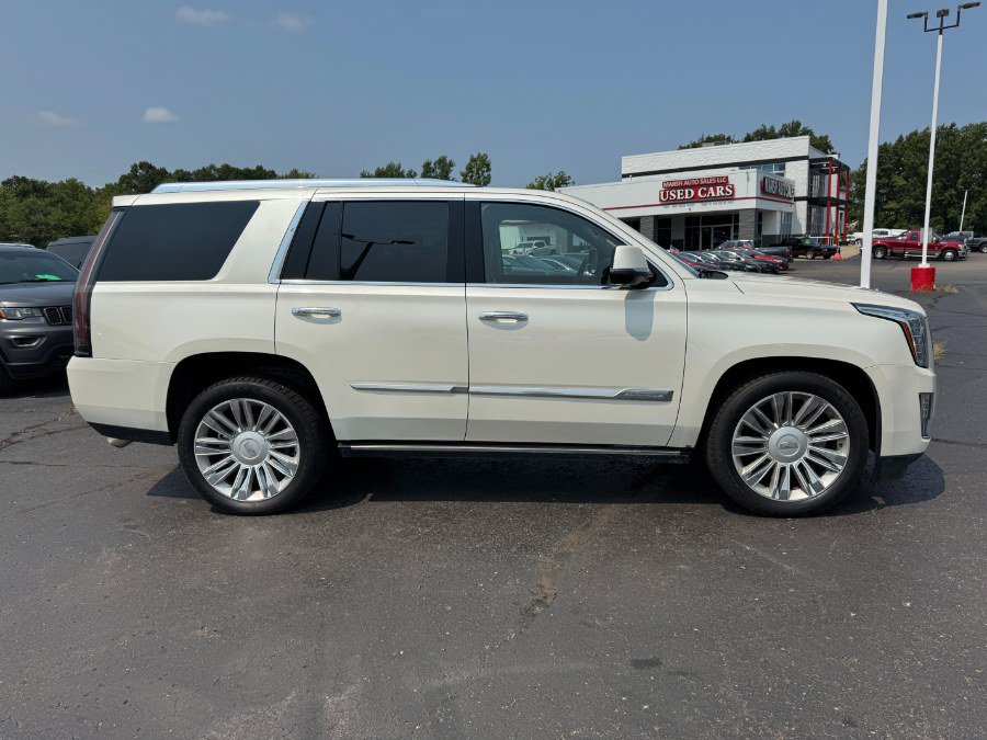 Used 2015 Cadillac Escalade Premium AWD/4WD image 6