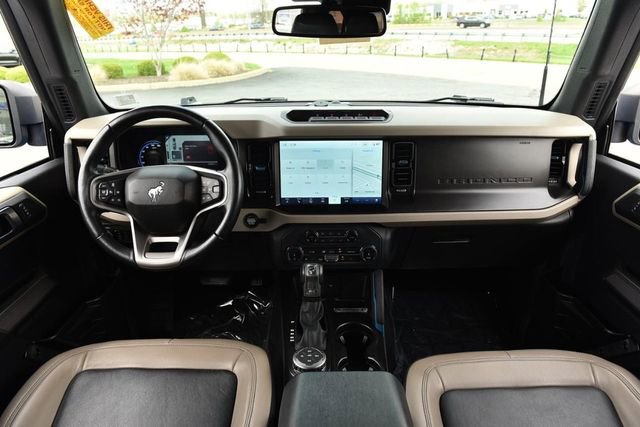 Used 2022 Ford Bronco Wildtrak AWD/4WD image 7