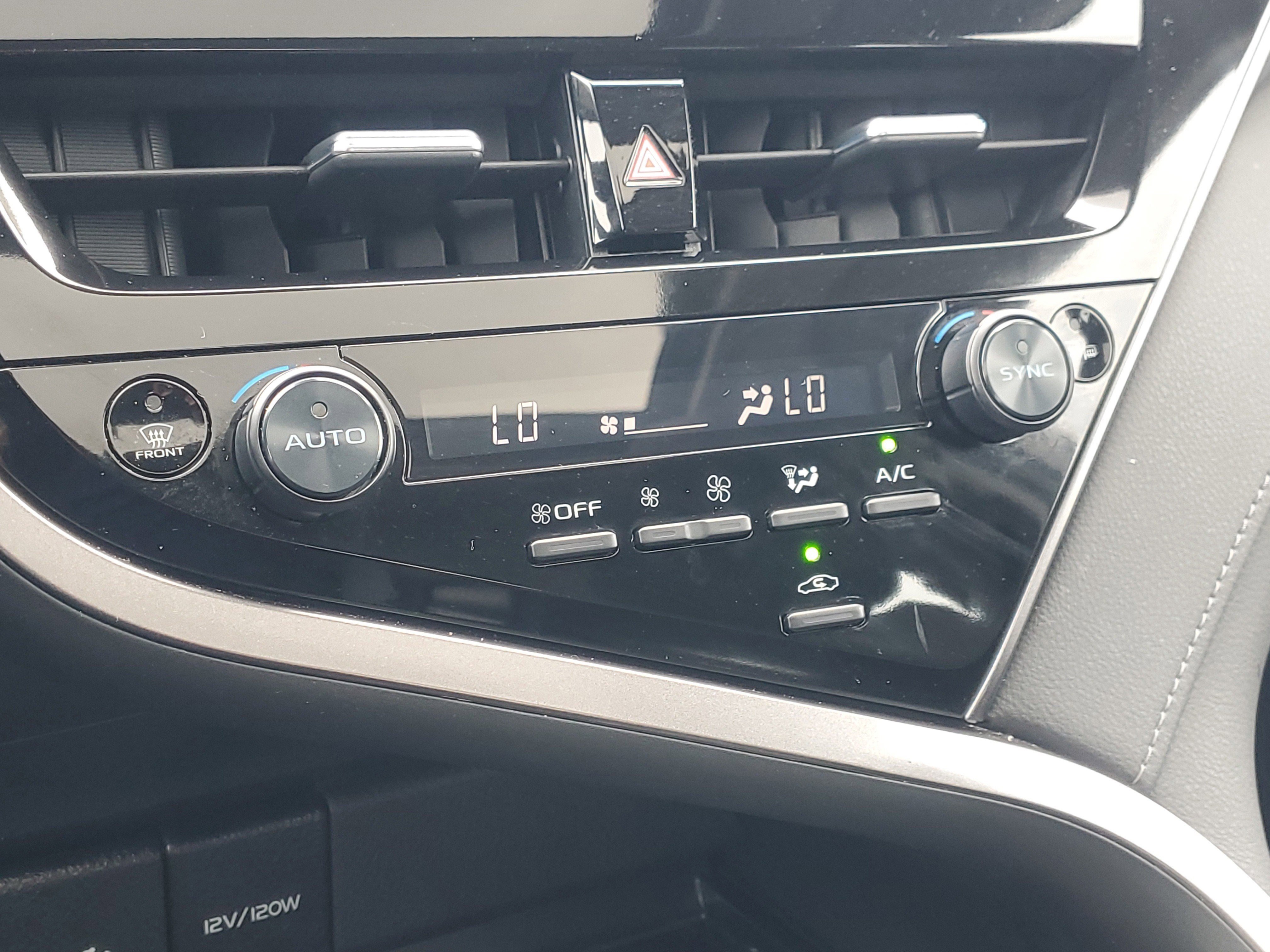 Used 2024 Toyota Camry LE w/ Convenience Package image 29