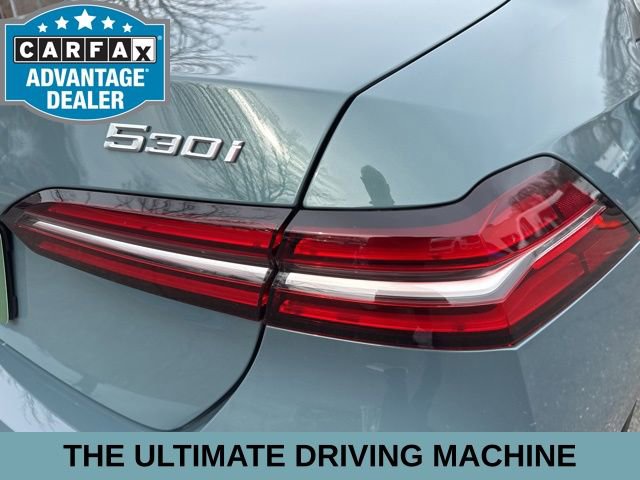 Used 2025 BMW 530i xDrive w/ Premium Package AWD/4WD image 40