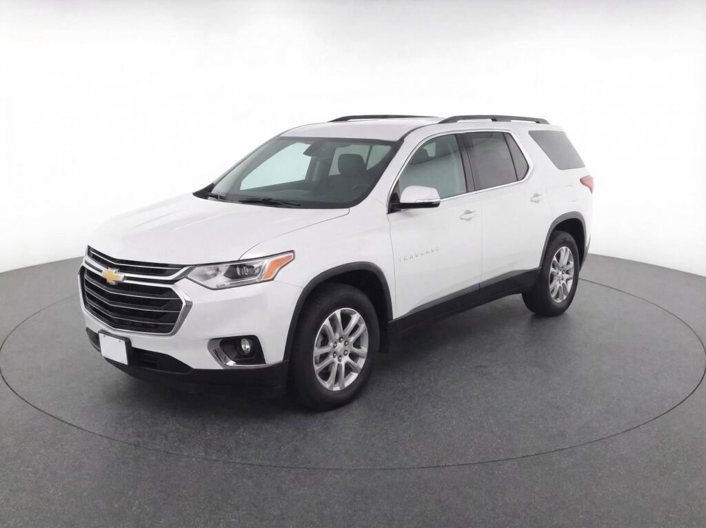Used 2020 Chevrolet Traverse LT image 3