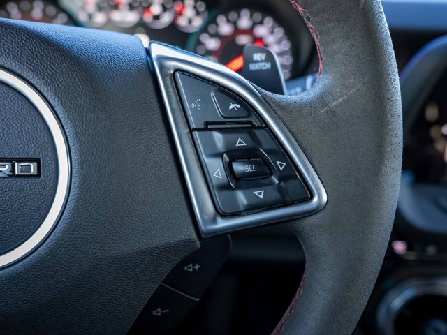 Used 2018 Chevrolet Camaro ZL1 image 31