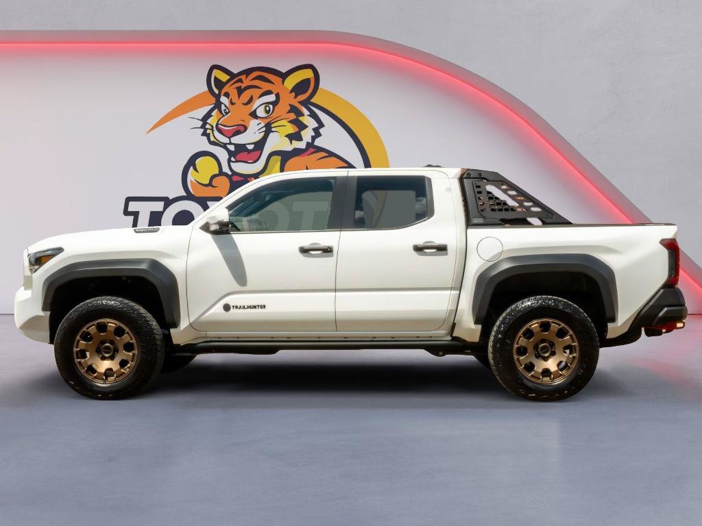 Used 2025 Toyota Tacoma 4x4 Double Cab Hybrid w/ Tow Tech Package image 8