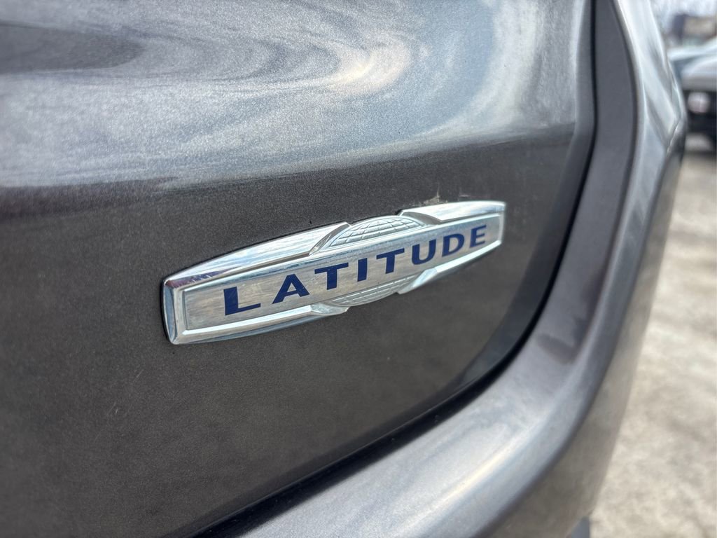 Used 2021 Jeep Compass Latitude w/ Convenience Group image 14