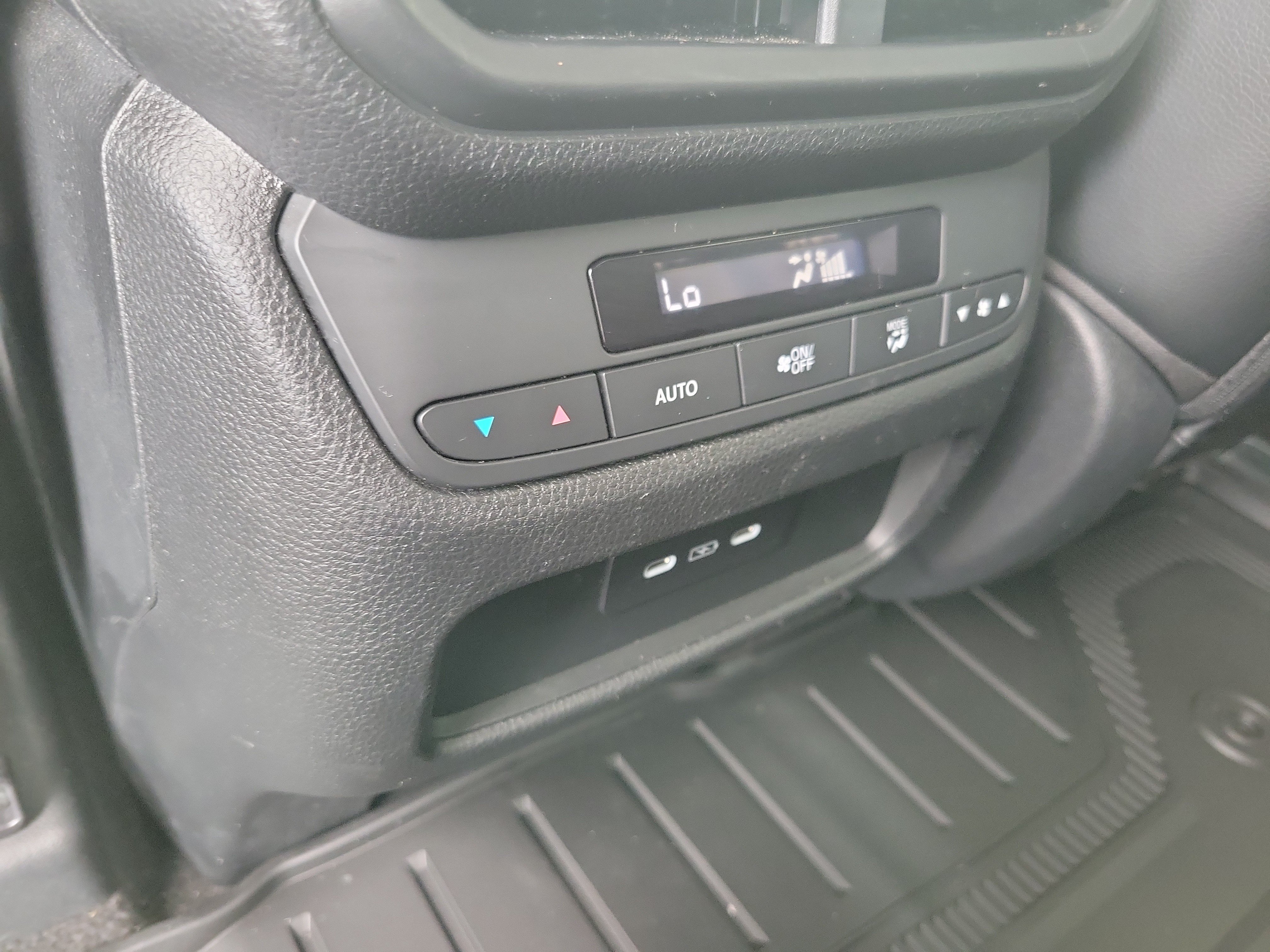 Used 2024 Honda Pilot EX-L image 16