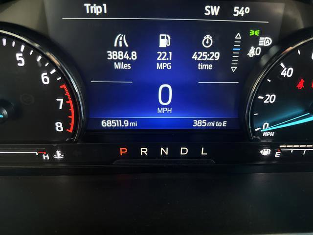 Used 2022 Ford Explorer XLT w/ Equipment Group 202A image 10