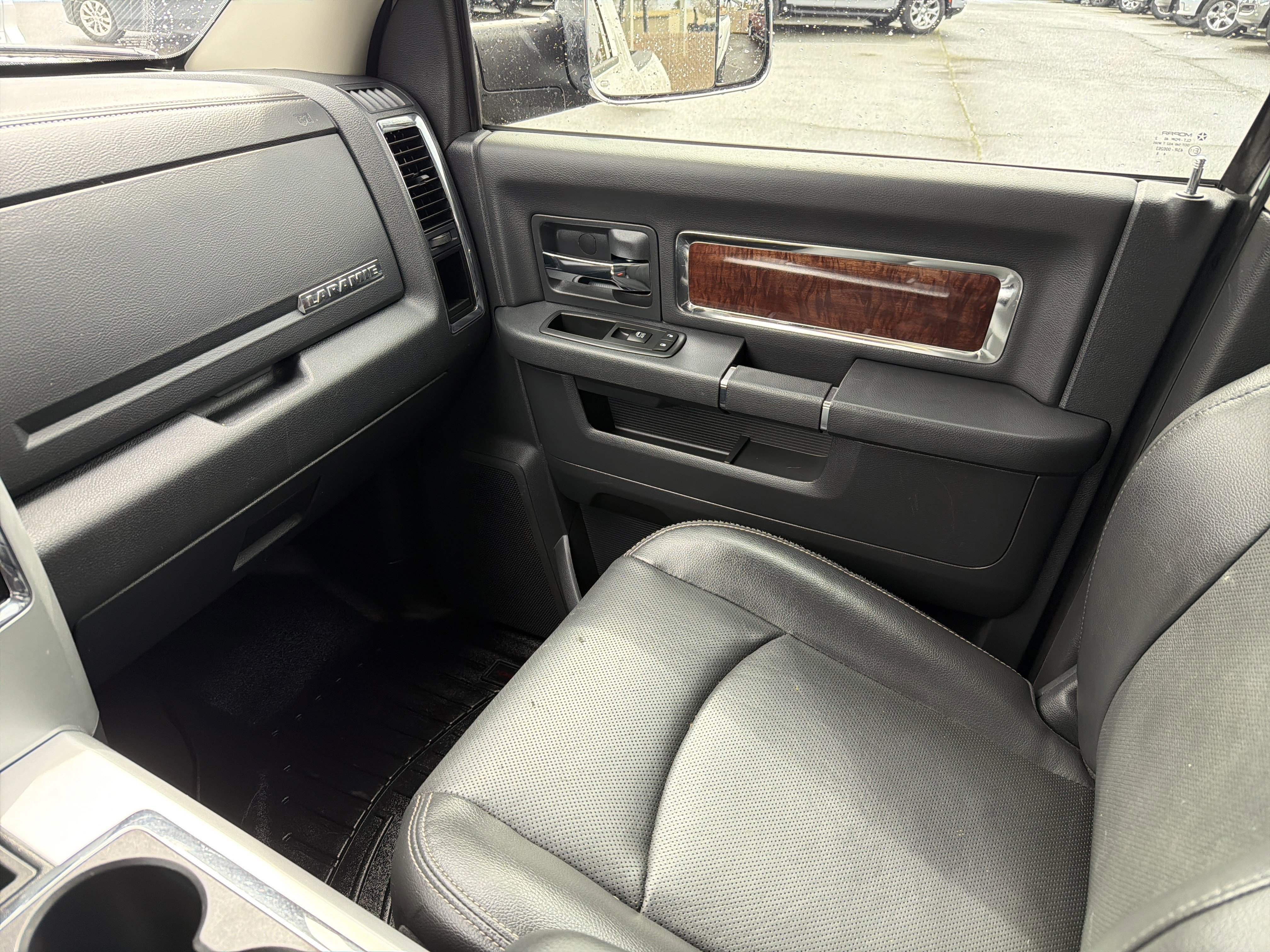 Used 2012 RAM 2500 Laramie w/ Chrome Accents Group image 24