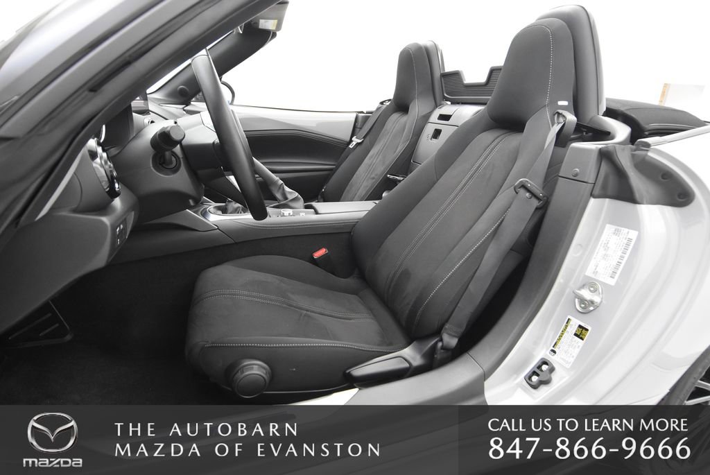 Certified 2024 MAZDA MX-5 Miata Club w/ Appearance Package image 22