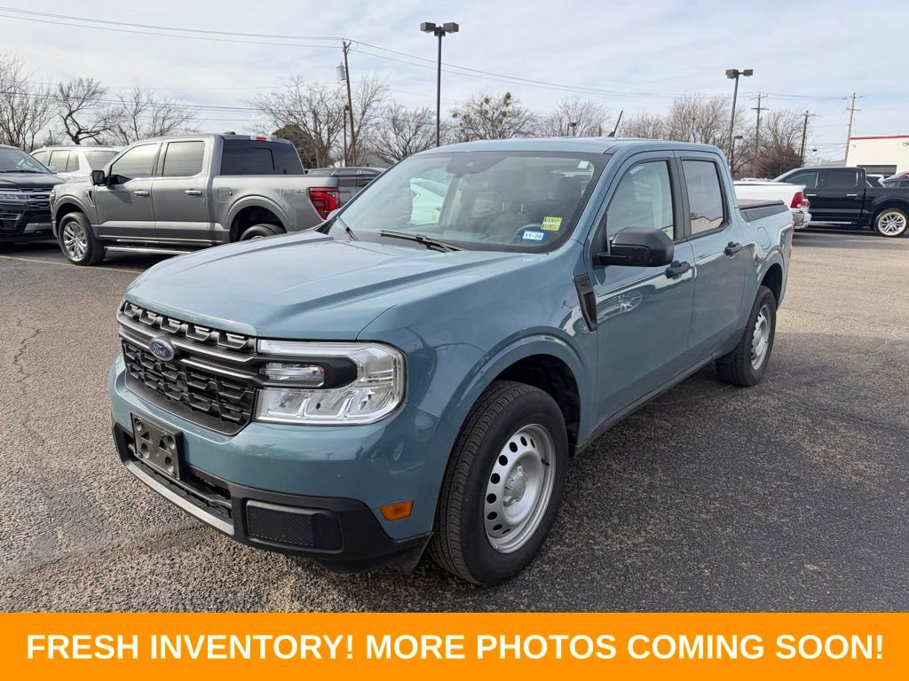 Used 2023 Ford Maverick XL image 3